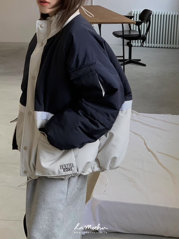 澎澎口袋拼色抽繩外套